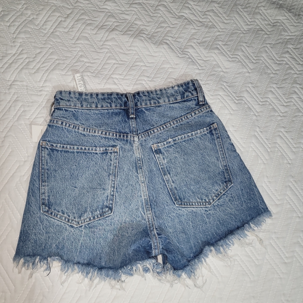 Zara Size 2  Blue Jean Shorts Distressed High-Waisted. New. - Picture 4 of 10